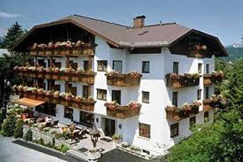Hotel Tyrol-Alpenhof Зеефельд в Тироле Экстерьер фото