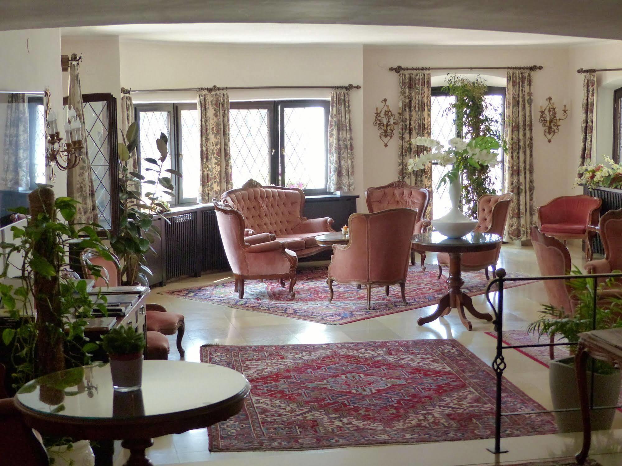 Hotel Tyrol-Alpenhof Зеефельд в Тироле Экстерьер фото