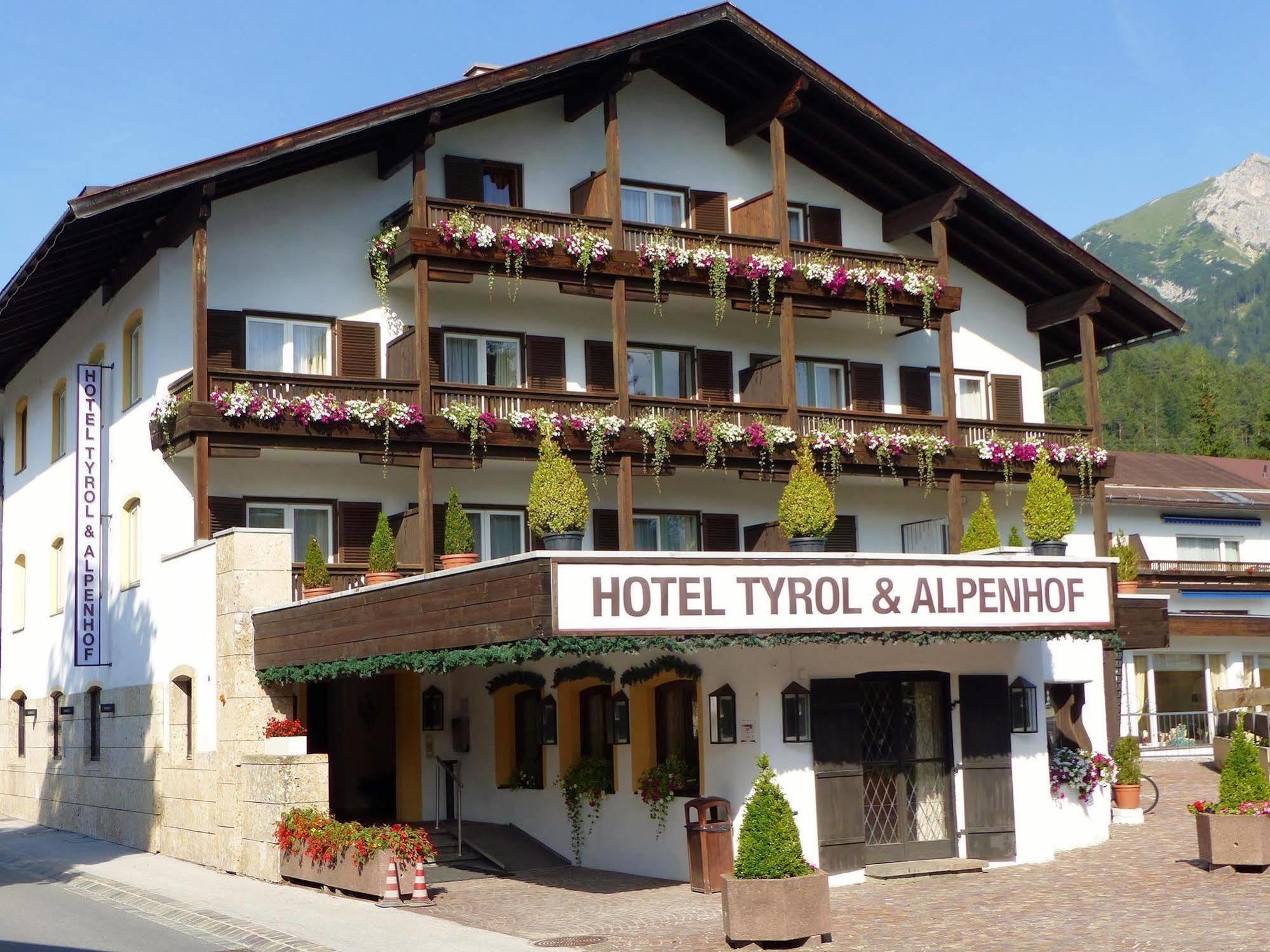 Hotel Tyrol-Alpenhof Зеефельд в Тироле Экстерьер фото